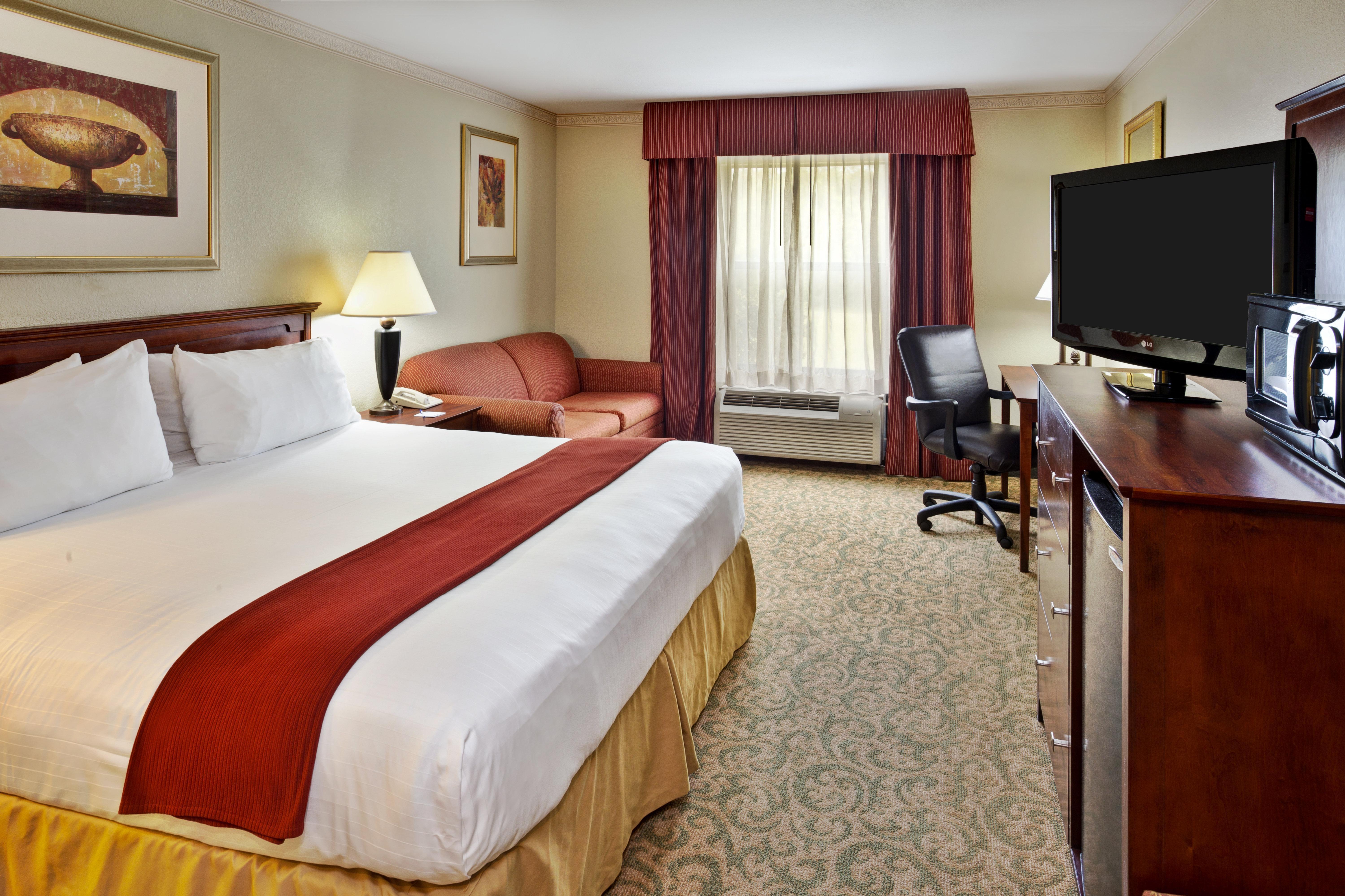 Holiday Inn Express Breaux Bridge By Ihg Henderson Bagian luar foto