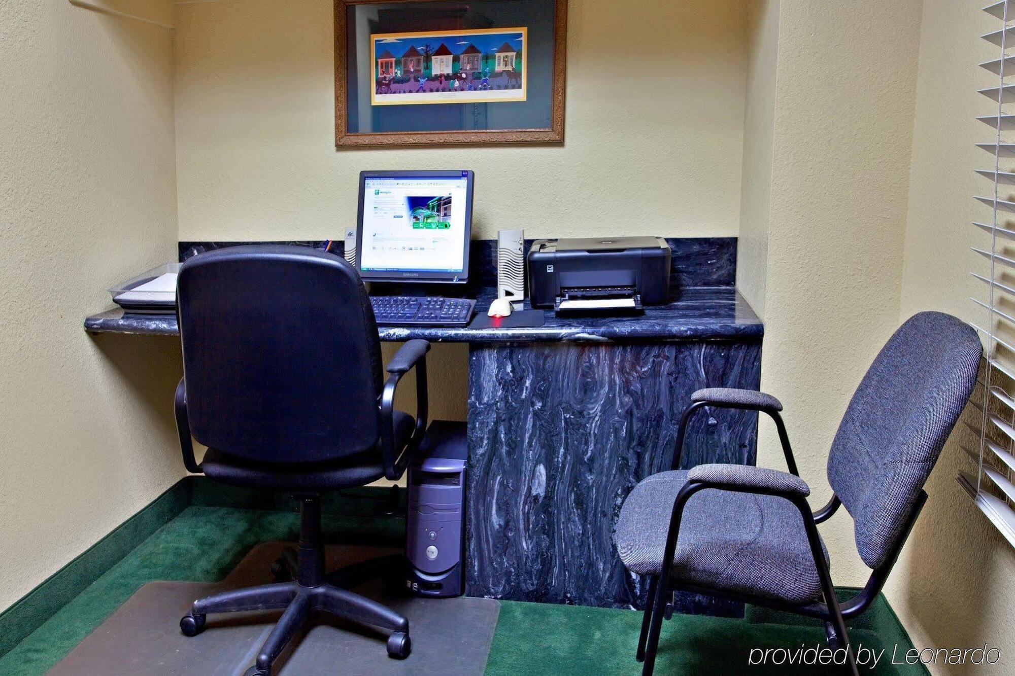 Holiday Inn Express Breaux Bridge By Ihg Henderson Bagian luar foto